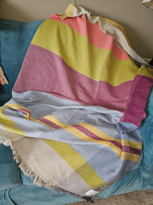 Cotton/linen striped blanket